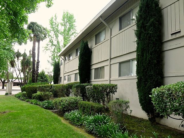 1st image of 7400 Pacific Ave