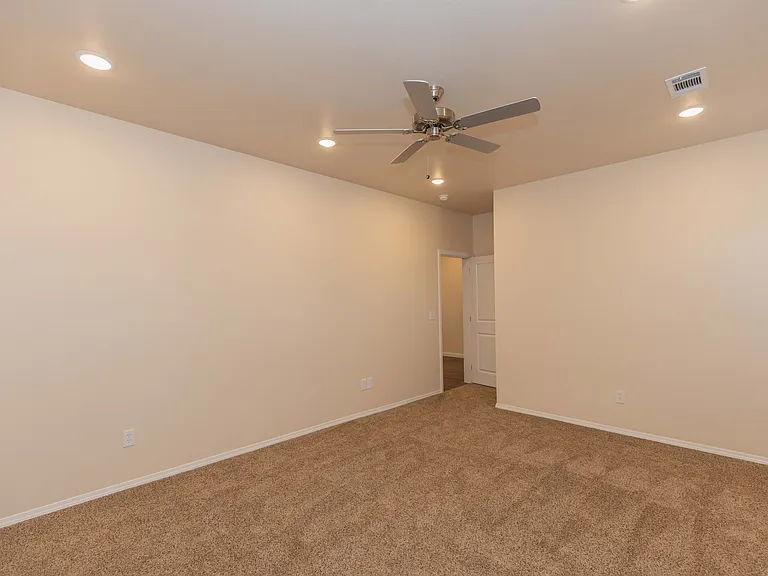 7516 Buck St — Photo 26