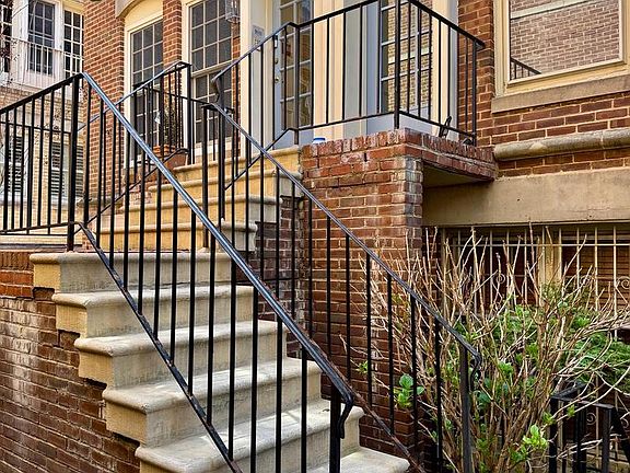 2nd image of 208 Justice Ct NE #44