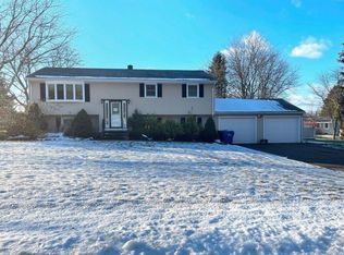 10 Dogwood Ln, Northford, CT 06472