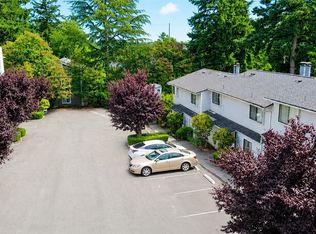 12517 SE 30th St, Bellevue, WA 98005