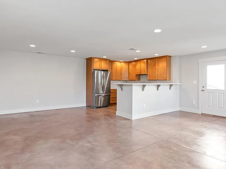 35A Lilac St — Photo 2