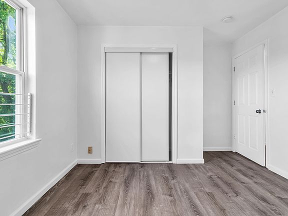 5th image of 251 S 18th St Floor 2
