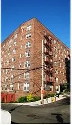 75 West 238th Street in Kingsbridge Heights
