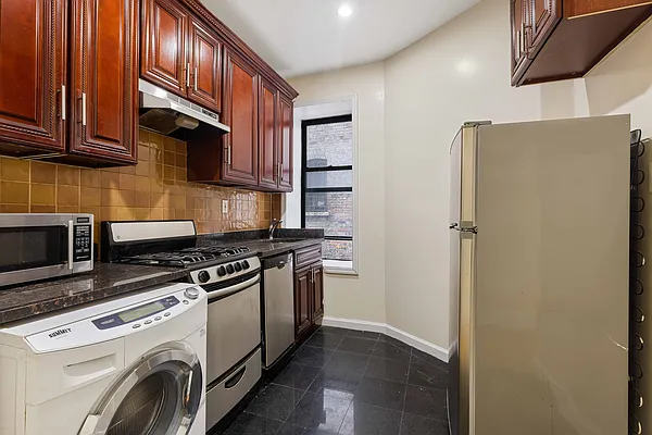 Rented by MNS | media 16