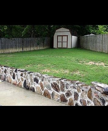 4th image of 2091 Kingsbury Dr