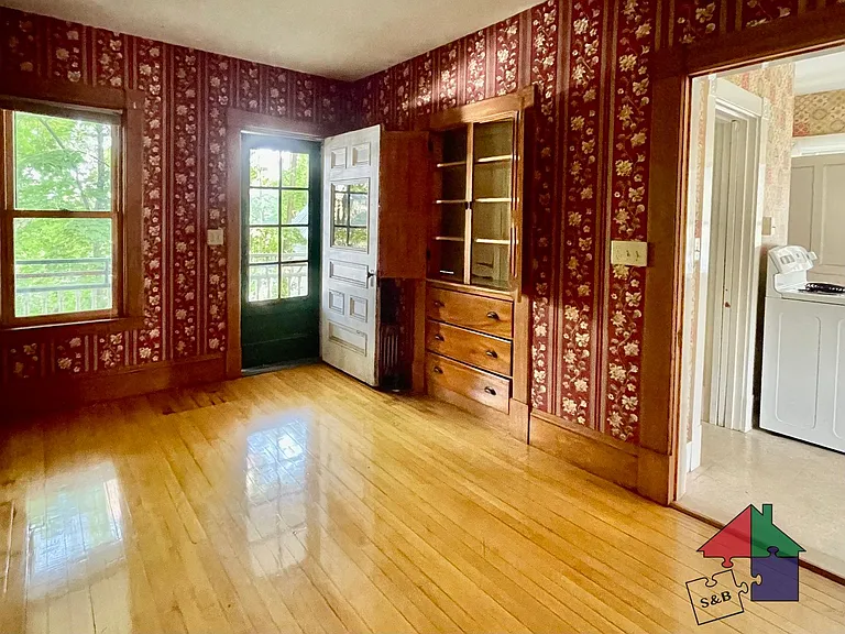 34 Highland Ave — Photo 9