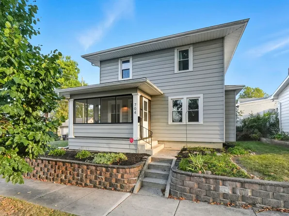 704 W Branning Ave, Fort Wayne, IN 46807