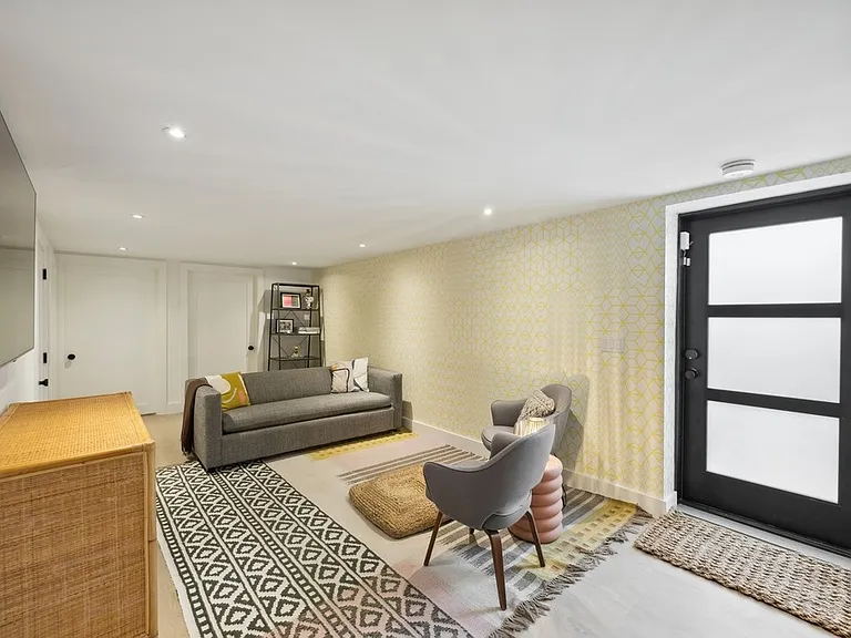 48 Seabright Ave — Photo 16