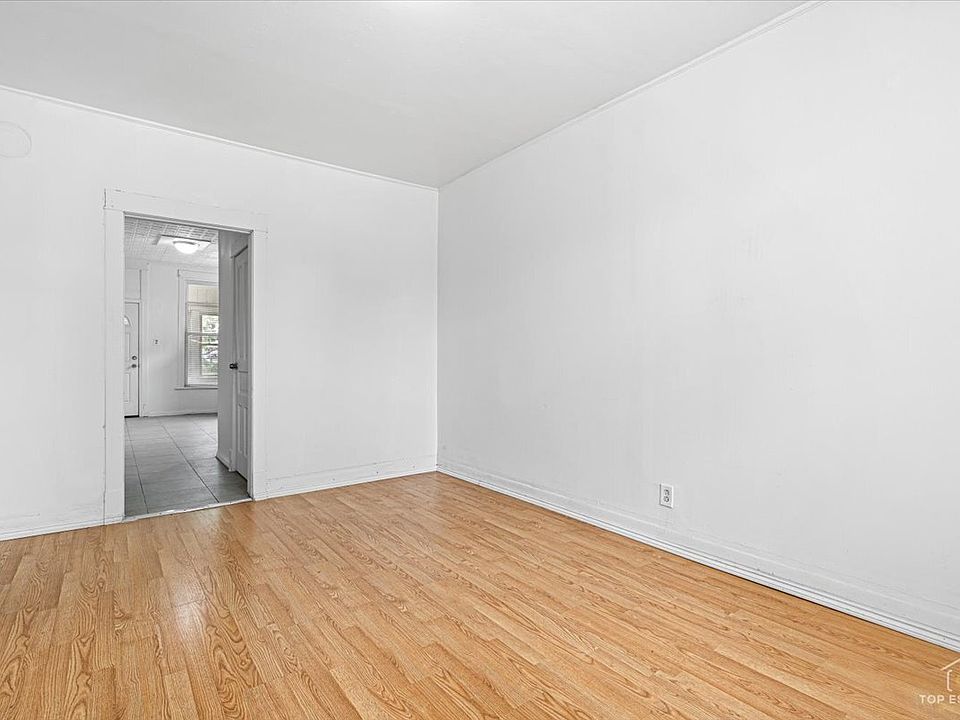 3645 S Wood St, Chicago, IL 60609 | MLS #12721225 | Zillow