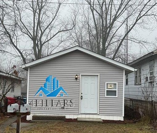 3rd image of 7300 W 128th Pl