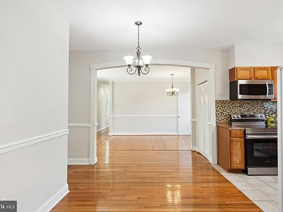 5th image of 6442 Holyoke Dr
