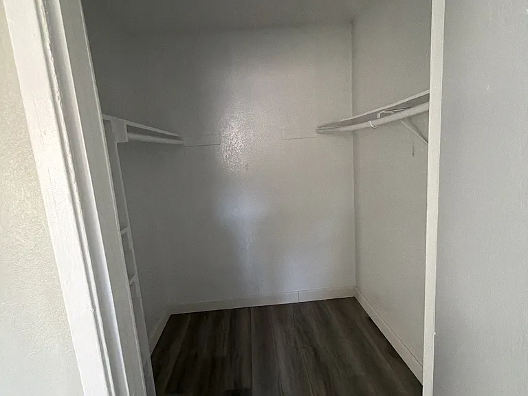 849 Cherry Ave #B — Photo 8