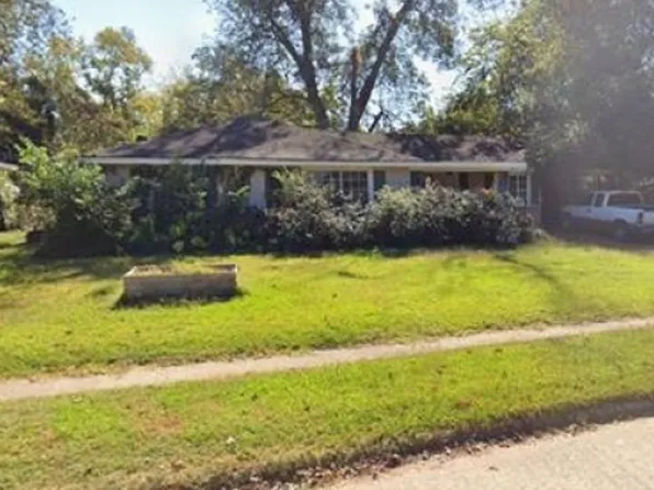 261 Stuart Ave, Shreveport, LA 71105