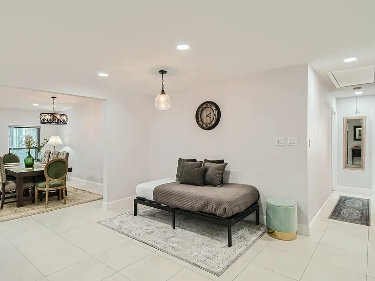 1905 Greenbrook Dr — Photo 19