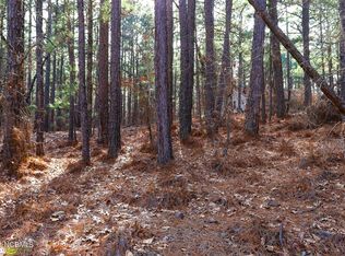 525 Longleaf Dr, West End, NC 27376