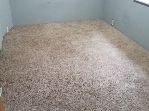 1127 Oak Park Ct
