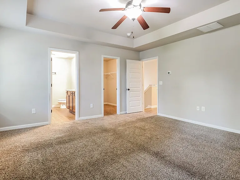 1871 Simmons Ln — Photo 9