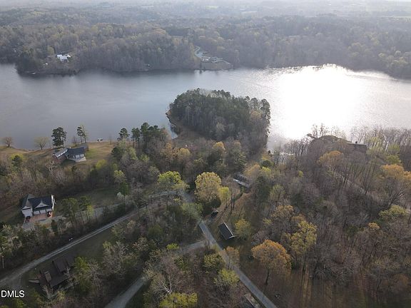 3rd image of 130 Lake View Rd