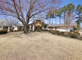 1603 E Fryar Dr, Sallisaw, OK 74955