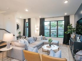 402 Cleveland St, Nashville, TN