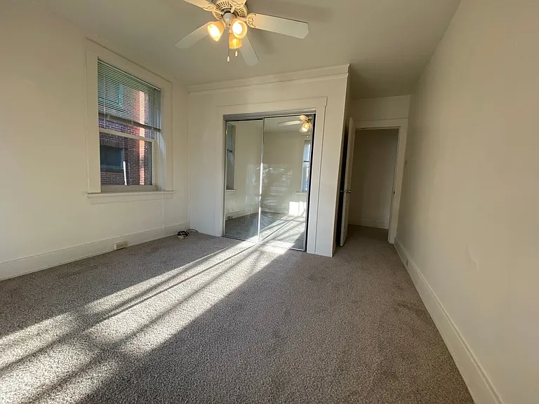 328 Emerson St — Photo 10