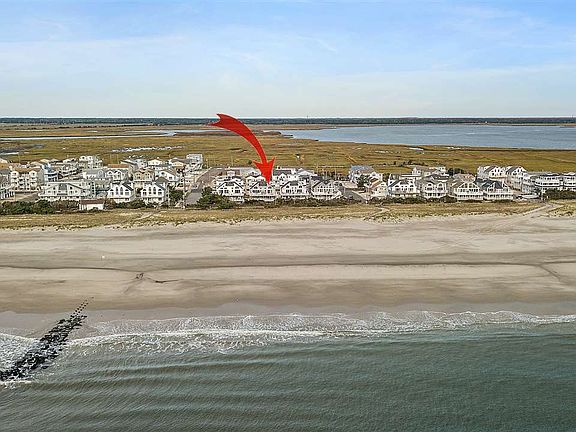 5th image of 3010 Marine Pl #North