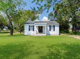 108 Lostrocco St, Angleton, TX 77515