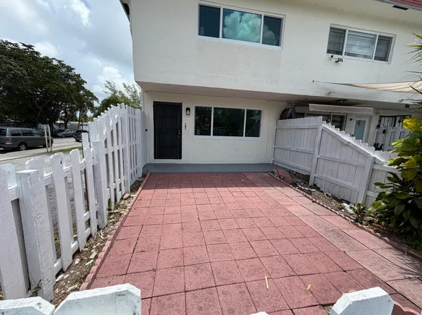 1450 NE 151st St APT 101, North Miami Beach, FL 33162
