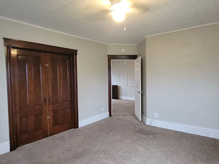 155 Oakwood Ave — Photo 11