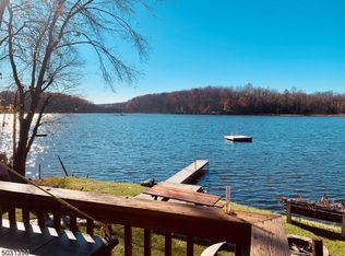 37 Smith St, Blairstown, NJ 07825