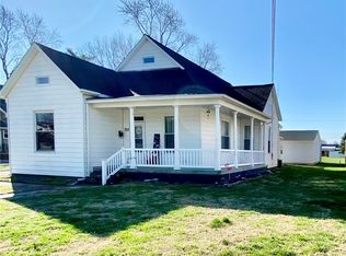 703 E Jefferson Ave, Effingham, IL 62401