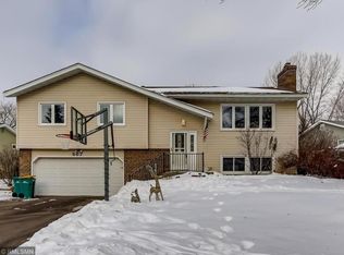 567 Spring Hill Rd, Vadnais Heights, MN 55127