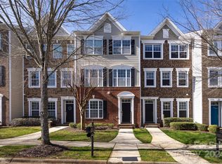 10714 Kemptown Sq, Mint Hill, NC 28227