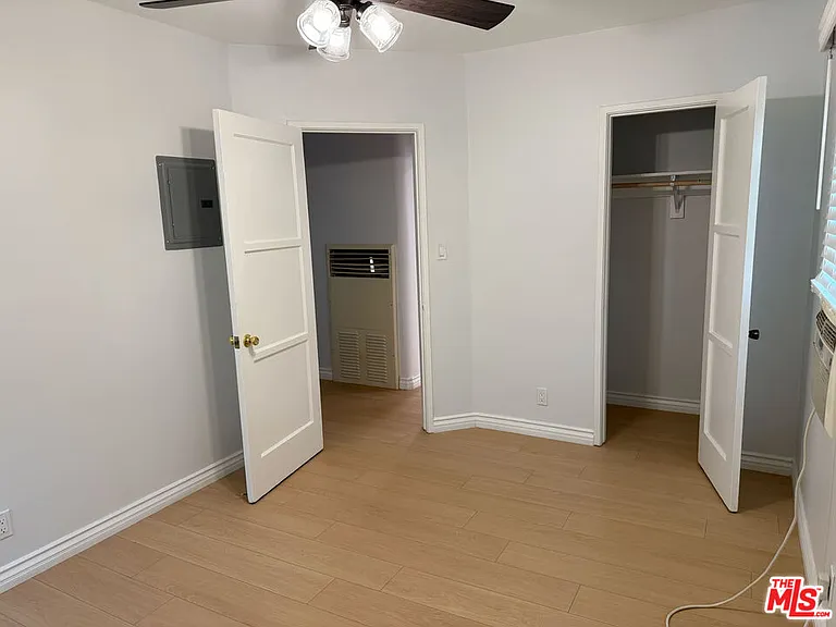 4125 1/2 W Toluca Lake Ave — Photo 12