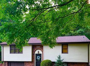 Puckety Church Rd, New Kensingtn, PA 15068