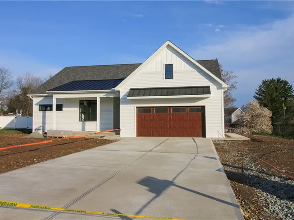 1107 Volek Ct, Delmont, PA 15626