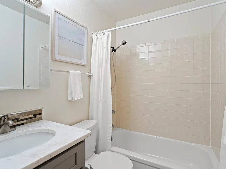 2355 Grove St #12 — Photo 19