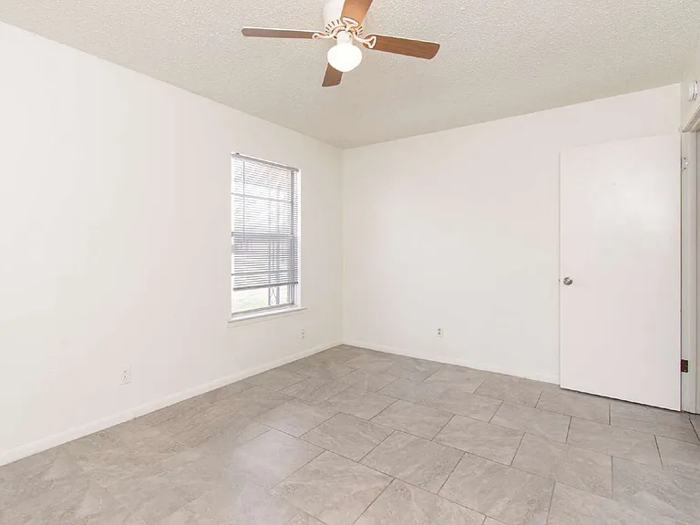 1513 Janis Dr #A — Photo 8