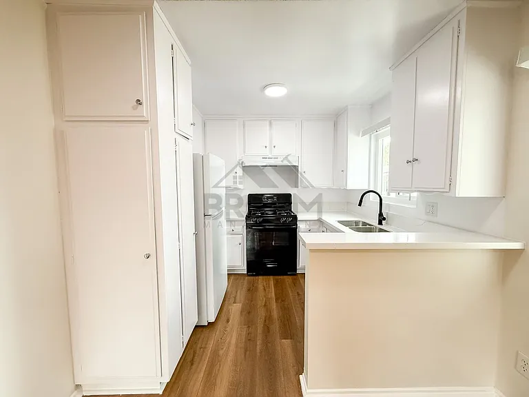 18350 NAPA, LLC — Photo 1