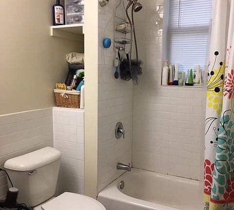 5th image of 2322 W Lyndale St #2