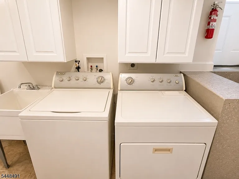 112 Chestnut St — Photo 13