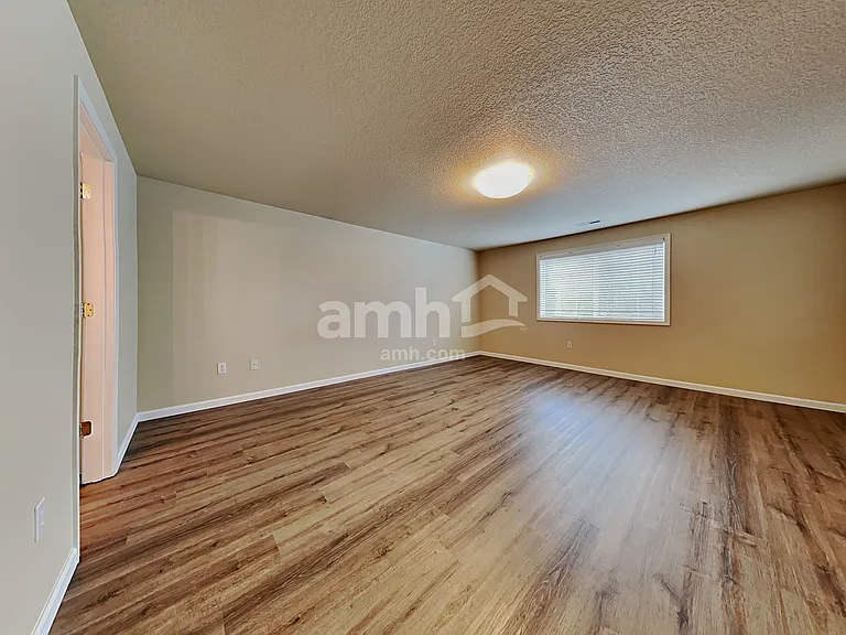 2512 NW 15th St — Photo 12