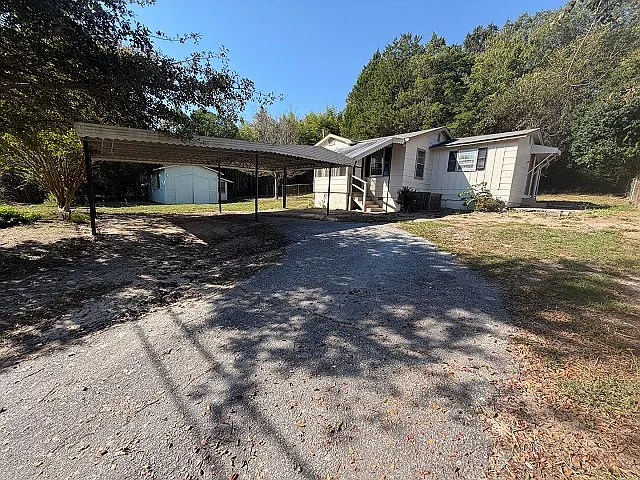 262 Lee Road 213
