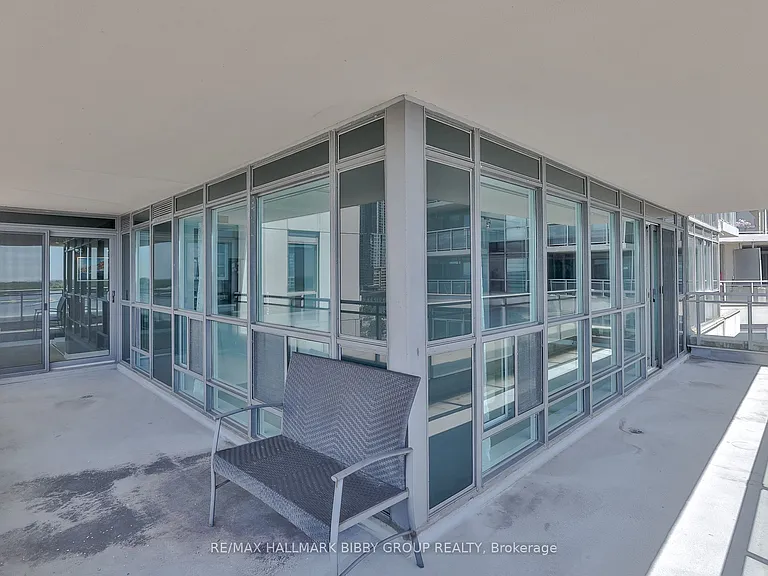 410 Queens Quay W #1103 — Photo 30