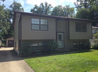 1211 Bryce Ave, Aurora, OH 44202