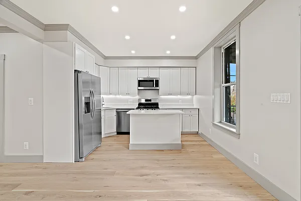 Rented by Compass | media 26