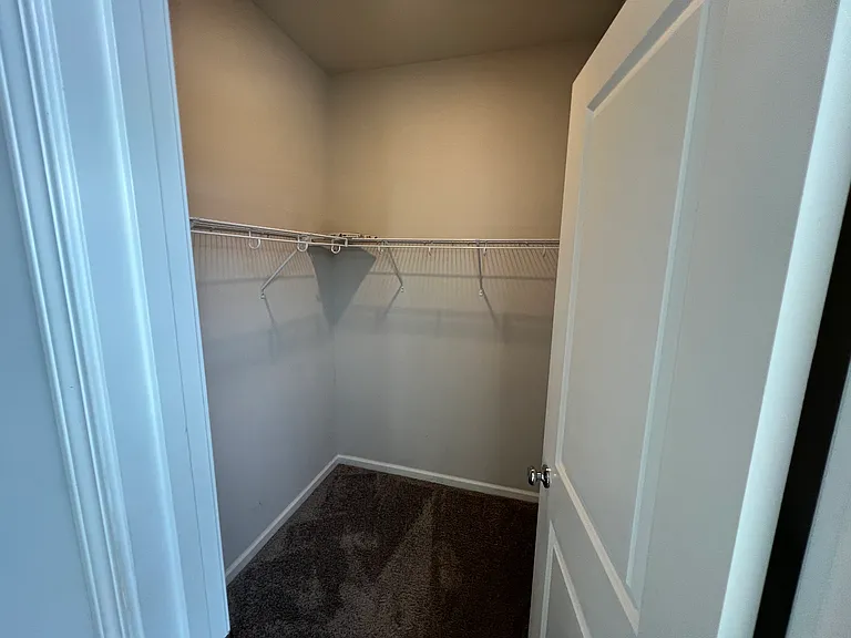 122 Enterprise Dr — Photo 9