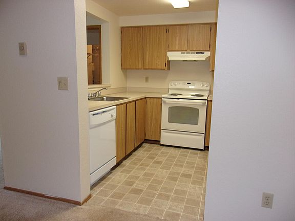 4th image of 14146 73rd Pl NE APT H205