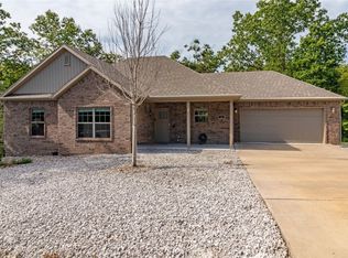 58 Headley Dr, Bella Vista, AR 72714